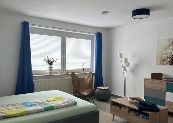 Sehr Schoene Wohnung,komplett Neu Eingerichtet Apartment *